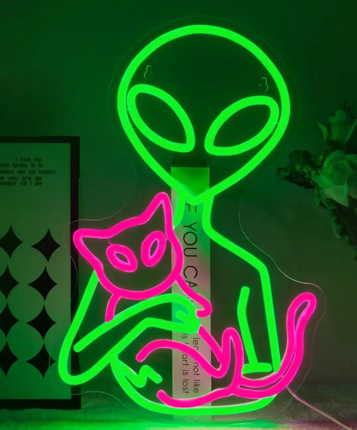 ICLE LEDネオンサイン エイリアンモチーフ宇宙人バー・パブ・居酒屋・パーティールームの店舗装飾に